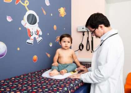 pediatrician meaning